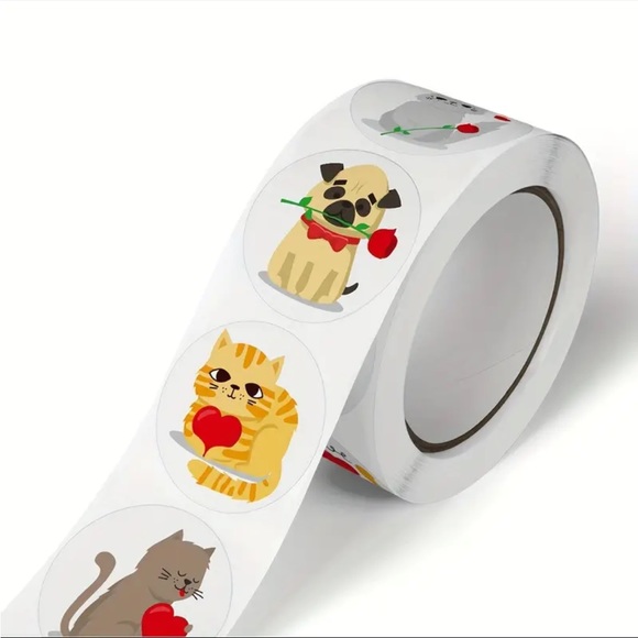 Roll of 500 Love Kitty Cat and Puppy Dog Round Stickers Valentines Heart Flower - Picture 2 of 4